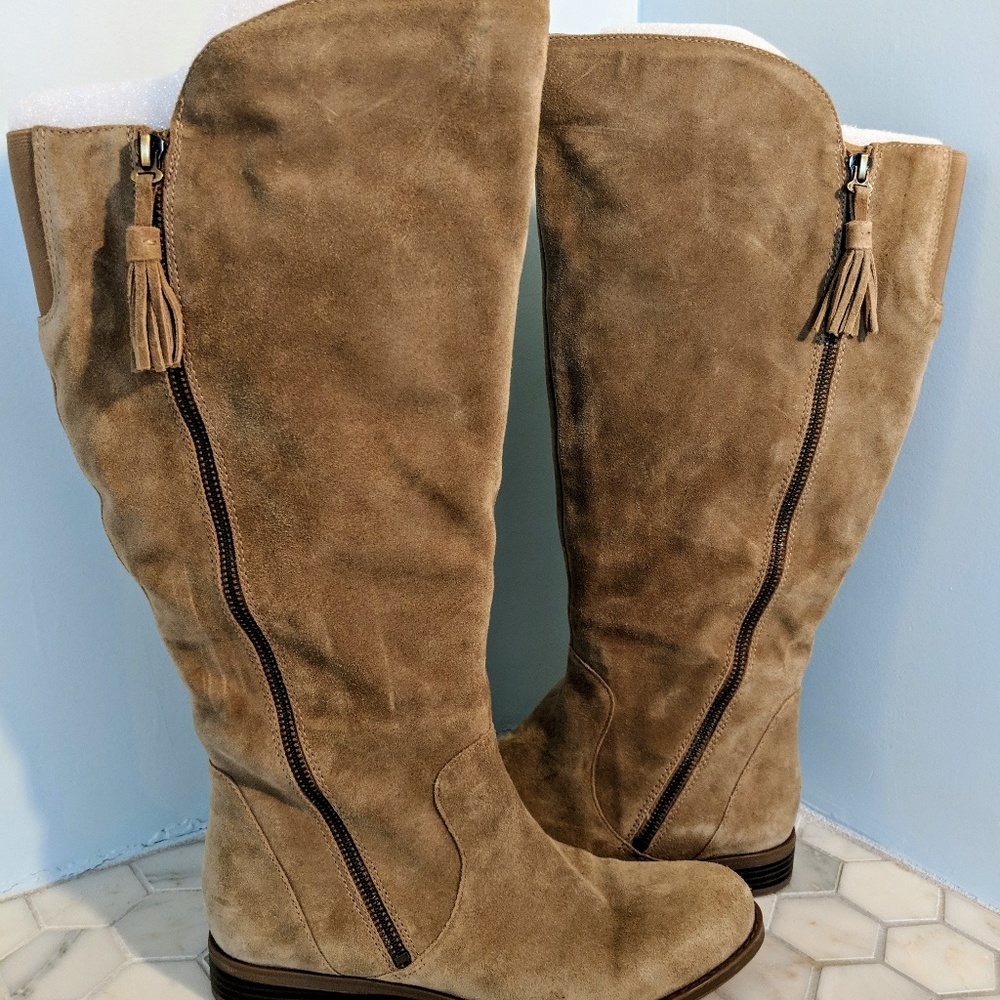 Tan suede Naturalizer wide-calf tall boots